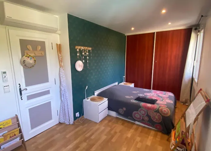 Дом отдыха Maison Les Rives Ardechoises Ucel